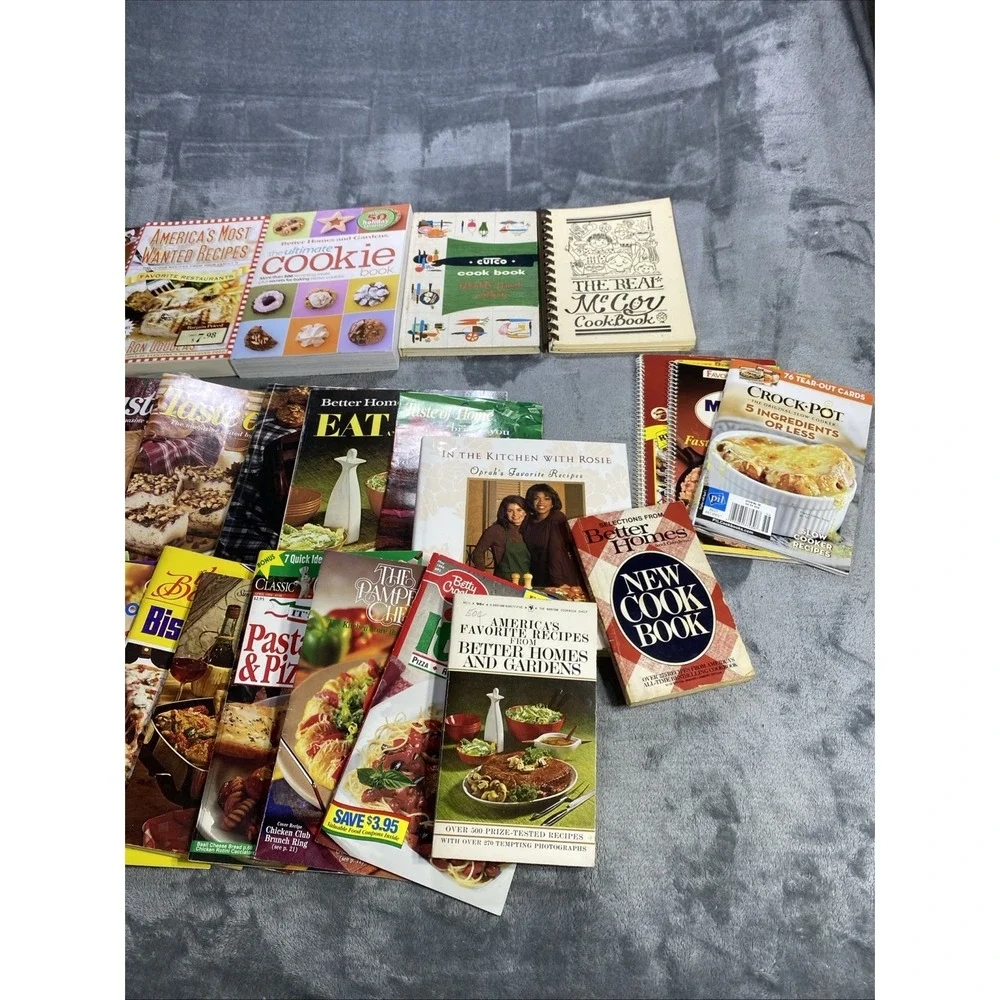 Vintage Recipe Cook Book Magazine Lot of 27 Pillsbury Taste of Home BettyCrocker